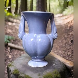 Vintage Niloak Pottery Periwinkle Vase With Wing Handles